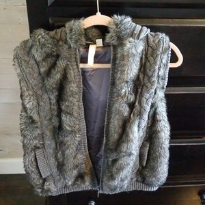 Green Tea Gray Fur Hoodie Sweater Vest